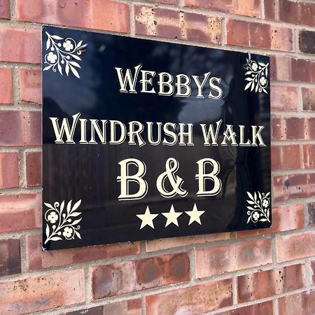Webbys Windrush Walk Bed & Breakfast Bourton-on-the-Water Bagian luar foto